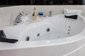 GL Suites